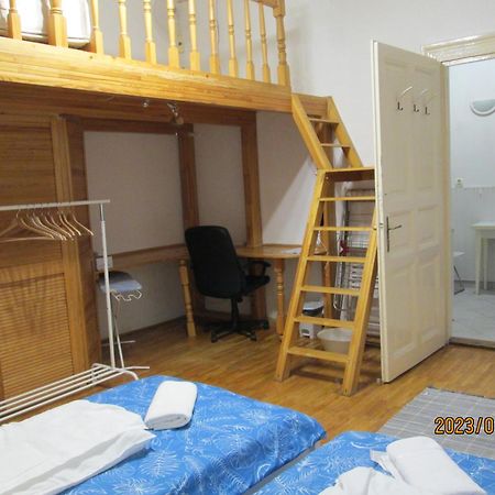 Lavender Apartment Near Heroes' Square & Puskas Stadium Budapest Eksteriør bilde
